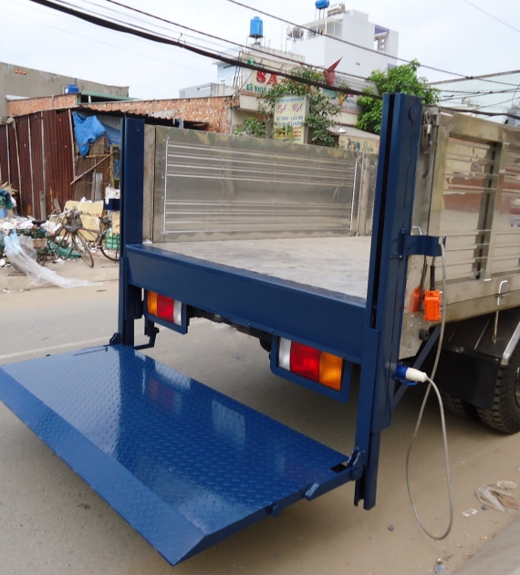 Gắng bửng nâng xe tải chất lượng 